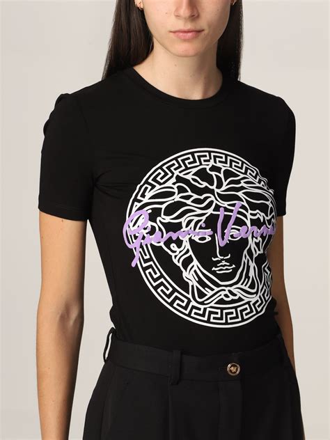 versace t-shirt kadın|Women's Designer T.